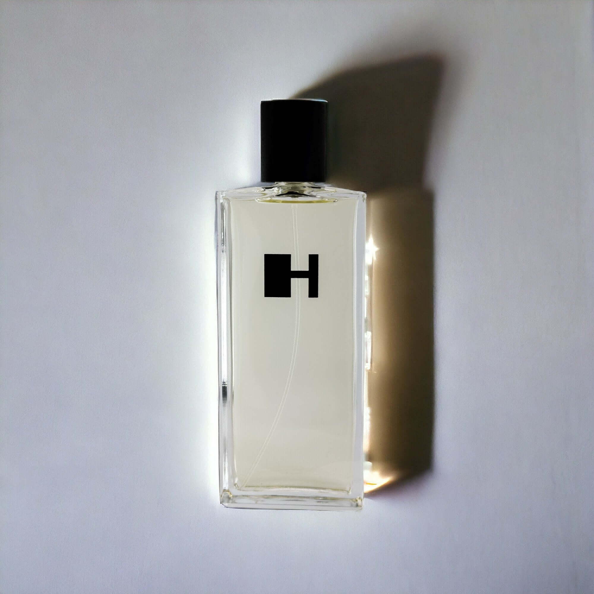 Elizabeth II - Eau De Parfum | Luxury Niche Perfumes | Vegan, Cruelty-Free Fragrances | Hébert Parfums