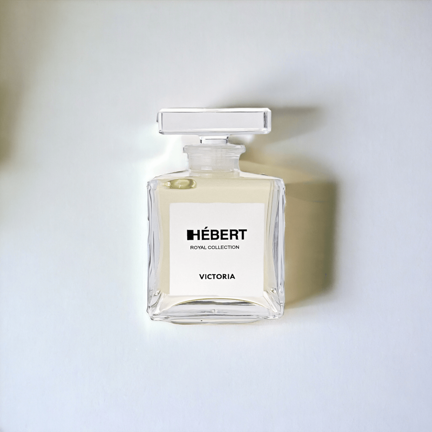 Victoria - Eau De Parfum | Luxury Niche Perfumes | Vegan, Cruelty-Free Fragrances | Hébert Parfums